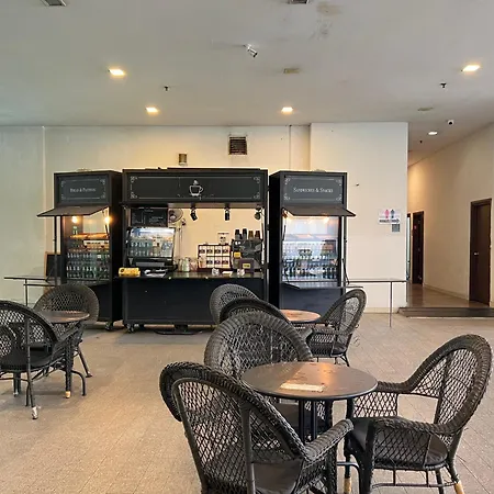 Spritz Empire Regalia Suites & Residence Kuala Lumpur Exterior photo