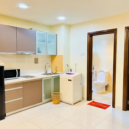 Spritz Empire Regalia Suites & Residence Kuala Lumpur Exterior photo