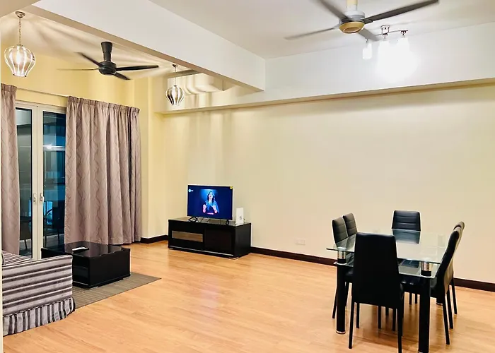 Spritz Empire Regalia Suites & Residence