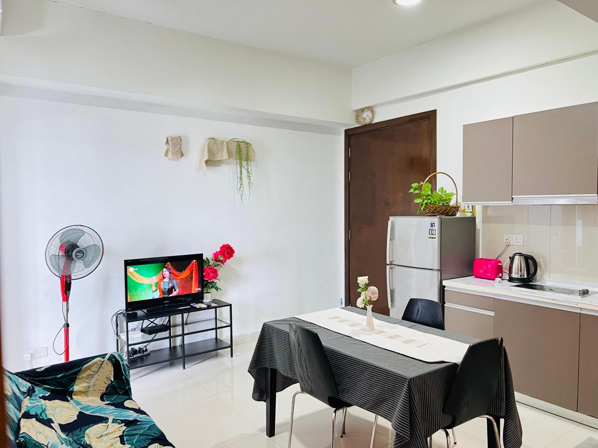 Spritz Empire Regalia & Apartment